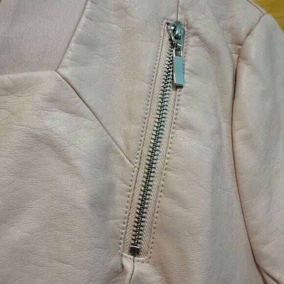GUESS Women's Pink faux leather size S Jacket - Picture 6 of 11